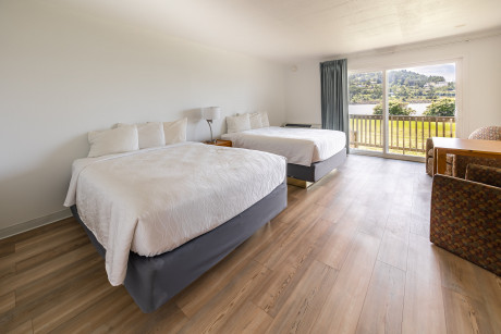 Jots Resort - Accessible Guest Room